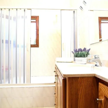 Peace And Relax At 5 Min Driving To Puerto By Renthousing